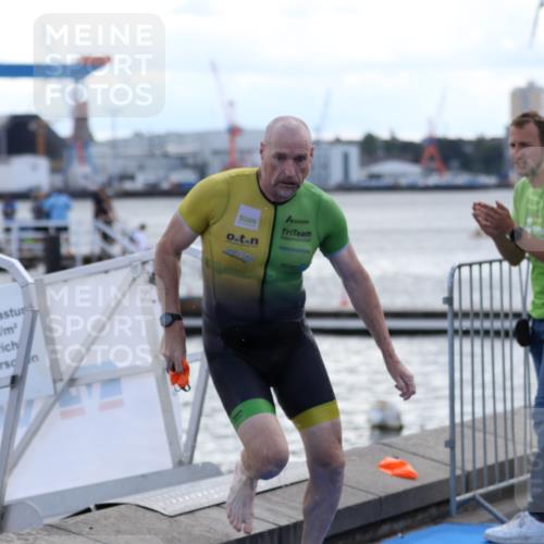 16.08.2026 - KN Förde Triathlon 2026 Antke Förster http://msf.ph/oto/10000588 16.08.2026 14:50:26 Schwimmen 1, 4, 9, 10, 9 meine-sportfotos.de