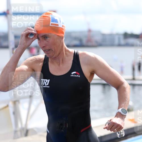 16.08.2026 - KN Förde Triathlon 2026 Antke Förster http://msf.ph/oto/10000606 16.08.2026 14:53:55 Schwimmen 16, 20, 33 meine-sportfotos.de