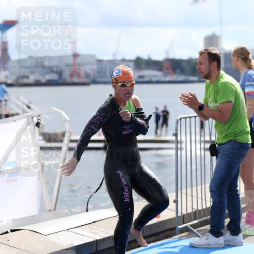 16.08.2026 - KN Förde Triathlon 2026 Antke Förster http://msf.ph/oto/10000626 16.08.2026 14:54:53 Schwimmen 22, 24, 31, 19, 26, 27, 28, 34, 35, 36 meine-sportfotos.de