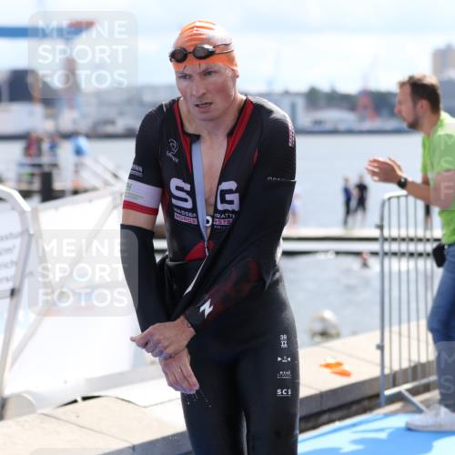 16.08.2026 - KN Förde Triathlon 2026 Antke Förster http://msf.ph/oto/10000632 16.08.2026 14:54:56 Schwimmen 22, 24, 31, 34, 19, 26, 27, 28, 30, 34, 35, 36 meine-sportfotos.de