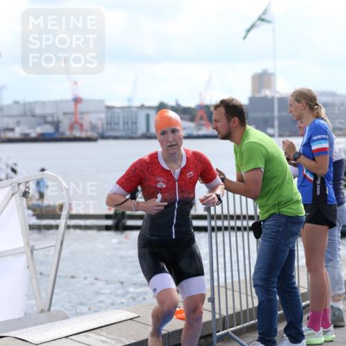 16.08.2026 - KN Förde Triathlon 2026 Antke Förster http://msf.ph/oto/10000656 16.08.2026 14:55:17 Schwimmen 19, 22, 26, 27, 28, 34, 35, 21, 23, 25, 29, 30, 36, 37 meine-sportfotos.de