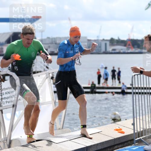 16.08.2026 - KN Förde Triathlon 2026 Antke Förster http://msf.ph/oto/10000668 16.08.2026 14:55:23 Schwimmen 19, 26, 27, 28, 30, 35, 36, 21, 23, 25, 29, 37 meine-sportfotos.de