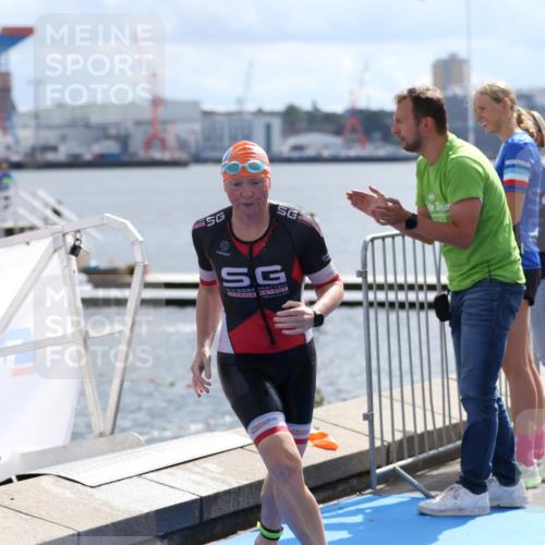 16.08.2026 - KN Förde Triathlon 2026 Antke Förster http://msf.ph/oto/10000677 16.08.2026 14:55:36 Schwimmen 21, 25, 30, 36, 37, 17, 18, 23, 29 meine-sportfotos.de