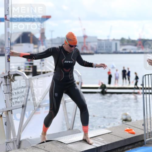 16.08.2026 - KN Förde Triathlon 2026 Antke Förster http://msf.ph/oto/10000686 16.08.2026 14:55:58 Schwimmen 18, 23, 29, 17, 32 meine-sportfotos.de