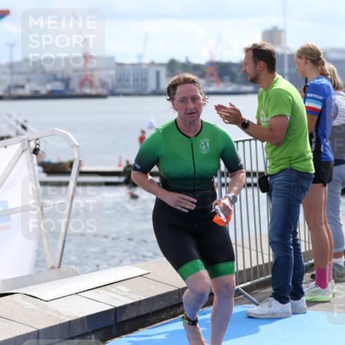 16.08.2026 - KN Förde Triathlon 2026 Antke Förster http://msf.ph/oto/10000693 16.08.2026 14:56:01 Schwimmen 17, 18, 23, 29, 32 meine-sportfotos.de