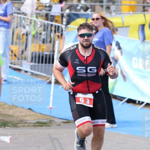 16.08.2026 - KN Förde Triathlon 2026 Antke Förster http://msf.ph/oto/10000734 16.08.2026 15:05:20 Laufen  meine-sportfotos.de