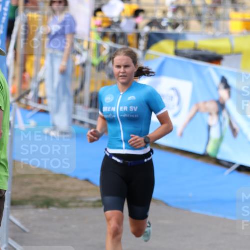 16.08.2026 - KN Förde Triathlon 2026 Antke Förster http://msf.ph/oto/10000741 16.08.2026 15:06:06 Laufen  meine-sportfotos.de
