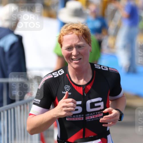 16.08.2026 - KN Förde Triathlon 2026 Antke Förster http://msf.ph/oto/10000821 16.08.2026 15:08:45 Laufen  meine-sportfotos.de