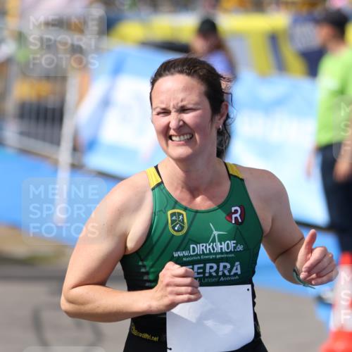 16.08.2026 - KN Förde Triathlon 2026 Antke Förster http://msf.ph/oto/10000830 16.08.2026 15:08:55 Laufen  meine-sportfotos.de