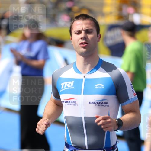 16.08.2026 - KN Förde Triathlon 2026 Antke Förster http://msf.ph/oto/10000875 16.08.2026 15:24:00 Laufen  meine-sportfotos.de