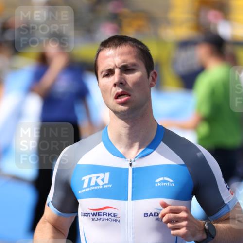 16.08.2026 - KN Förde Triathlon 2026 Antke Förster http://msf.ph/oto/10000876 16.08.2026 15:24:01 Laufen  meine-sportfotos.de
