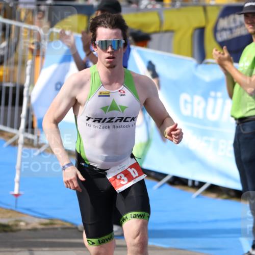 16.08.2026 - KN Förde Triathlon 2026 Antke Förster http://msf.ph/oto/10000880 16.08.2026 15:24:12 Laufen  meine-sportfotos.de