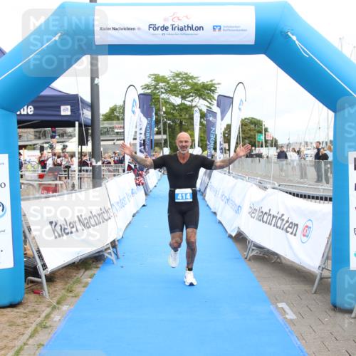 16.08.2026 - KN Förde Triathlon 2026 Markus Tischler http://msf.ph/oto/10000887 16.08.2026 12:25:44 Ziel 414, 417, 414, 417 meine-sportfotos.de