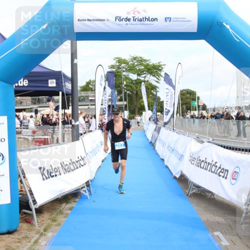 16.08.2026 - KN Förde Triathlon 2026 Markus Tischler http://msf.ph/oto/10000939 16.08.2026 12:26:41 Ziel 802, 802 meine-sportfotos.de