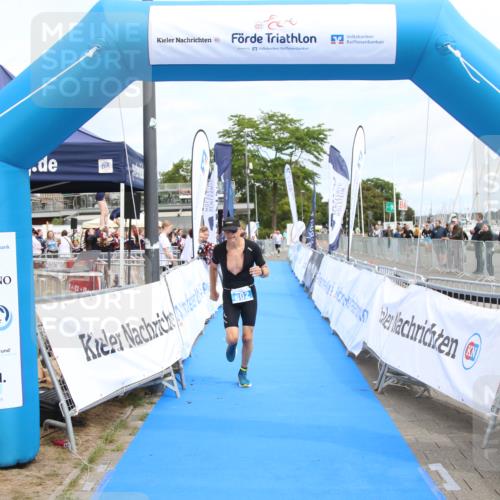 16.08.2026 - KN Förde Triathlon 2026 Markus Tischler http://msf.ph/oto/10000942 16.08.2026 12:26:41 Ziel 802, 802 meine-sportfotos.de
