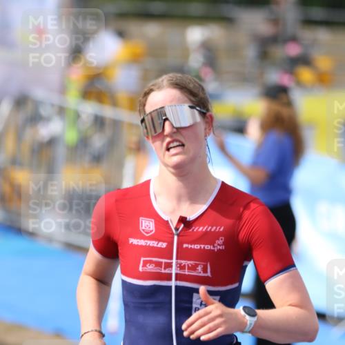 16.08.2026 - KN Förde Triathlon 2026 Antke Förster http://msf.ph/oto/10000945 16.08.2026 15:29:50 Laufen  meine-sportfotos.de