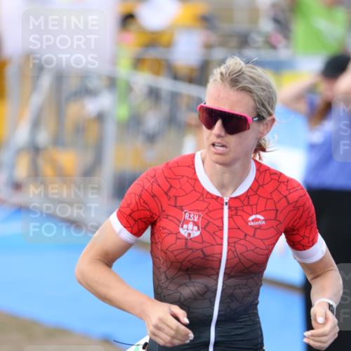16.08.2026 - KN Förde Triathlon 2026 Antke Förster http://msf.ph/oto/10001048 16.08.2026 15:35:30 Laufen  meine-sportfotos.de