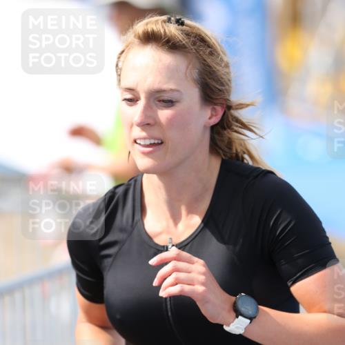 16.08.2026 - KN Förde Triathlon 2026 Antke Förster http://msf.ph/oto/10001087 16.08.2026 15:38:27 Laufen  meine-sportfotos.de