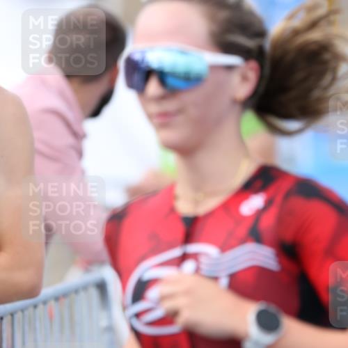 16.08.2026 - KN Förde Triathlon 2026 Antke Förster http://msf.ph/oto/10001093 16.08.2026 15:42:17 Laufen  meine-sportfotos.de