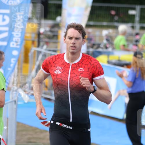 16.08.2026 - KN Förde Triathlon 2026 Antke Förster http://msf.ph/oto/10001110 16.08.2026 15:44:38 Laufen  meine-sportfotos.de