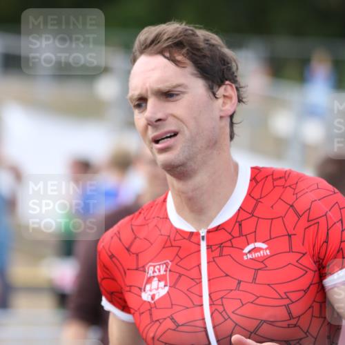16.08.2026 - KN Förde Triathlon 2026 Antke Förster http://msf.ph/oto/10001115 16.08.2026 15:44:39 Laufen  meine-sportfotos.de
