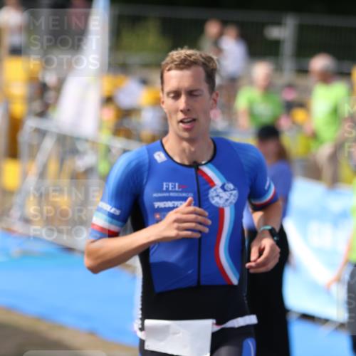 16.08.2026 - KN Förde Triathlon 2026 Antke Förster http://msf.ph/oto/10001119 16.08.2026 15:45:57 Laufen  meine-sportfotos.de