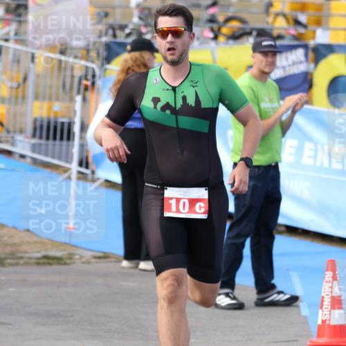 16.08.2026 - KN Förde Triathlon 2026 Antke Förster http://msf.ph/oto/10001150 16.08.2026 15:51:53 Laufen  meine-sportfotos.de