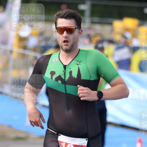 16.08.2026 - KN Förde Triathlon 2026 Antke Förster http://msf.ph/oto/10001152 16.08.2026 15:51:55 Laufen  meine-sportfotos.de