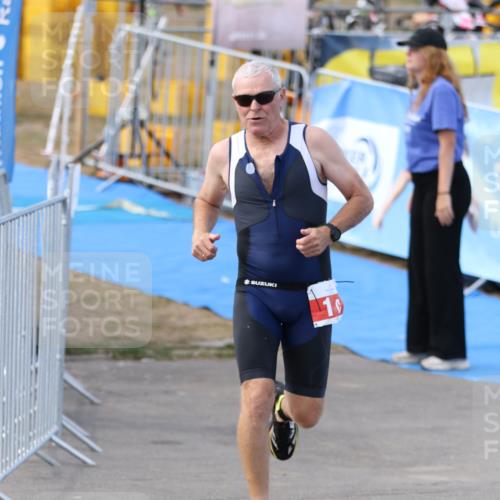 16.08.2026 - KN Förde Triathlon 2026 Antke Förster http://msf.ph/oto/10001173 16.08.2026 15:52:37 Laufen  meine-sportfotos.de
