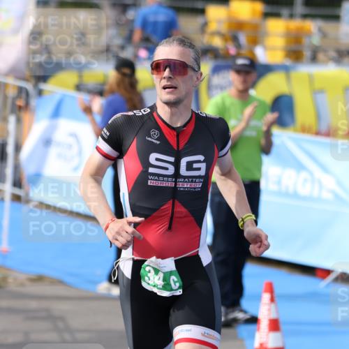16.08.2026 - KN Förde Triathlon 2026 Antke Förster http://msf.ph/oto/10001198 16.08.2026 15:55:31 Laufen  meine-sportfotos.de