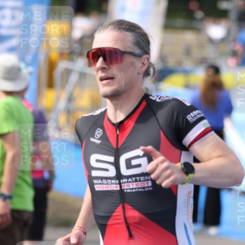16.08.2026 - KN Förde Triathlon 2026 Antke Förster http://msf.ph/oto/10001201 16.08.2026 15:55:31 Laufen  meine-sportfotos.de