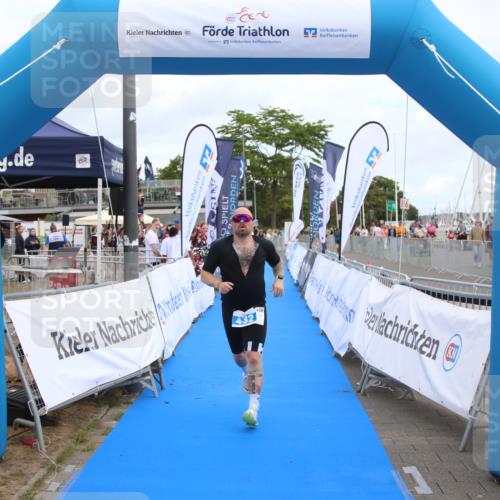16.08.2026 - KN Förde Triathlon 2026 Markus Tischler http://msf.ph/oto/10001225 16.08.2026 12:28:56 Ziel 432, 432 meine-sportfotos.de