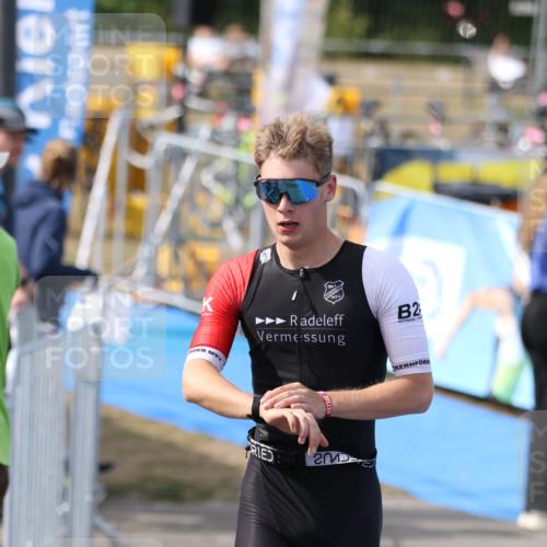 16.08.2026 - KN Förde Triathlon 2026 Antke Förster http://msf.ph/oto/10001308 16.08.2026 16:00:45 Laufen  meine-sportfotos.de