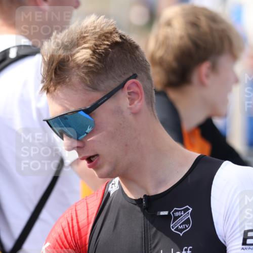 16.08.2026 - KN Förde Triathlon 2026 Antke Förster http://msf.ph/oto/10001313 16.08.2026 16:00:47 Laufen  meine-sportfotos.de
