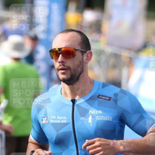 16.08.2026 - KN Förde Triathlon 2026 Antke Förster http://msf.ph/oto/10001326 16.08.2026 16:01:45 Laufen  meine-sportfotos.de