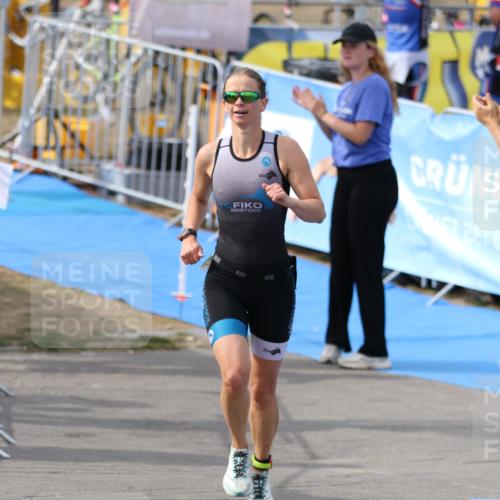 16.08.2026 - KN Förde Triathlon 2026 Antke Förster http://msf.ph/oto/10001338 16.08.2026 16:02:59 Laufen  meine-sportfotos.de