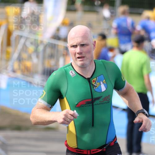 16.08.2026 - KN Förde Triathlon 2026 Antke Förster http://msf.ph/oto/10001348 16.08.2026 16:03:32 Laufen  meine-sportfotos.de
