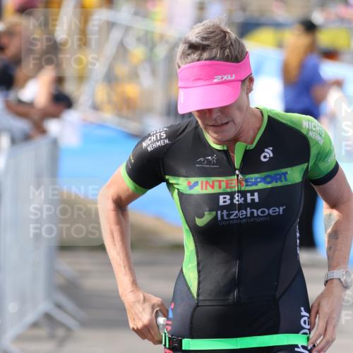16.08.2026 - KN Förde Triathlon 2026 Antke Förster http://msf.ph/oto/10001364 16.08.2026 16:05:58 Laufen  meine-sportfotos.de