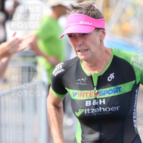 16.08.2026 - KN Förde Triathlon 2026 Antke Förster http://msf.ph/oto/10001365 16.08.2026 16:05:58 Laufen  meine-sportfotos.de