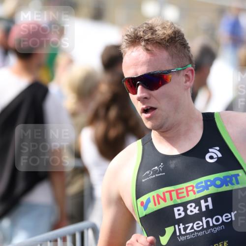 16.08.2026 - KN Förde Triathlon 2026 Antke Förster http://msf.ph/oto/10001415 16.08.2026 16:14:16 Laufen  meine-sportfotos.de