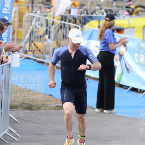16.08.2026 - KN Förde Triathlon 2026 Antke Förster http://msf.ph/oto/10001425 16.08.2026 16:15:19 Laufen  meine-sportfotos.de