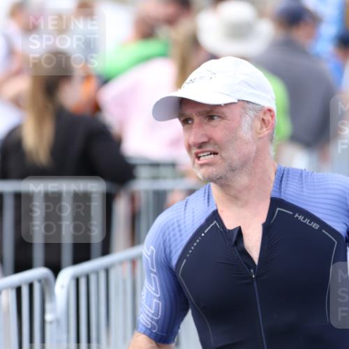 16.08.2026 - KN Förde Triathlon 2026 Antke Förster http://msf.ph/oto/10001432 16.08.2026 16:15:21 Laufen  meine-sportfotos.de