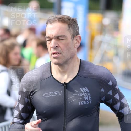 16.08.2026 - KN Förde Triathlon 2026 Antke Förster http://msf.ph/oto/10001449 16.08.2026 16:15:52 Laufen  meine-sportfotos.de