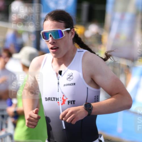 16.08.2026 - KN Förde Triathlon 2026 Antke Förster http://msf.ph/oto/10001488 16.08.2026 16:24:16 Laufen  meine-sportfotos.de