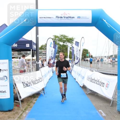 16.08.2026 - KN Förde Triathlon 2026 Markus Tischler http://msf.ph/oto/10001505 16.08.2026 12:31:32 Ziel 426, 426 meine-sportfotos.de