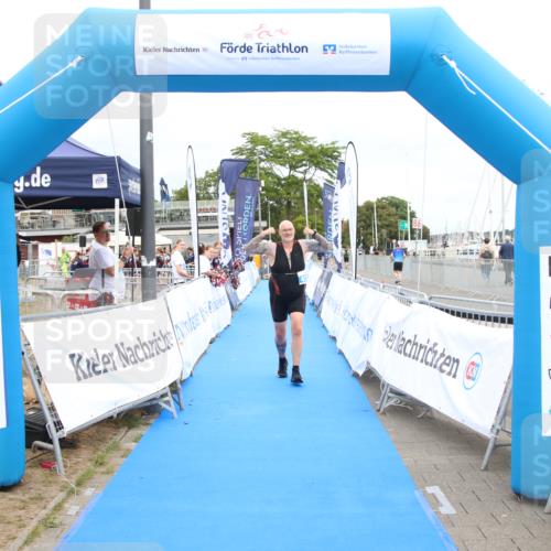 16.08.2026 - KN Förde Triathlon 2026 Markus Tischler http://msf.ph/oto/10001509 16.08.2026 12:32:46 Ziel 413, 413 meine-sportfotos.de
