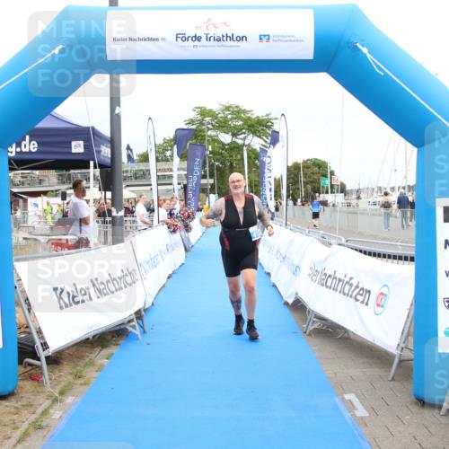 16.08.2026 - KN Förde Triathlon 2026 Markus Tischler http://msf.ph/oto/10001515 16.08.2026 12:32:46 Ziel 413, 413 meine-sportfotos.de