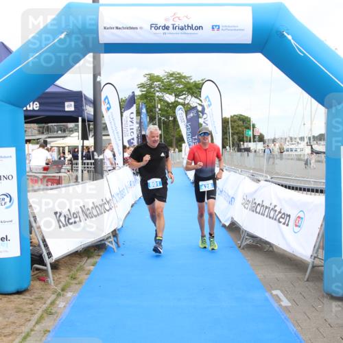 16.08.2026 - KN Förde Triathlon 2026 Markus Tischler http://msf.ph/oto/10001580 16.08.2026 12:36:03 Ziel 428, 801, 428, 801 meine-sportfotos.de