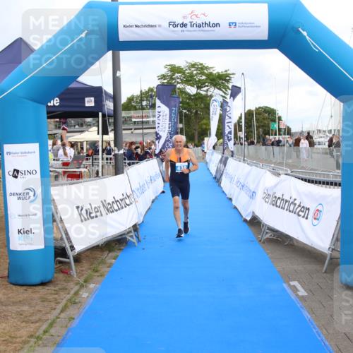 16.08.2026 - KN Förde Triathlon 2026 Markus Tischler http://msf.ph/oto/10001602 16.08.2026 12:43:02 Ziel 439, 439 meine-sportfotos.de