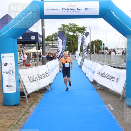 16.08.2026 - KN Förde Triathlon 2026 Markus Tischler http://msf.ph/oto/10001604 16.08.2026 12:43:02 Ziel 439, 439 meine-sportfotos.de
